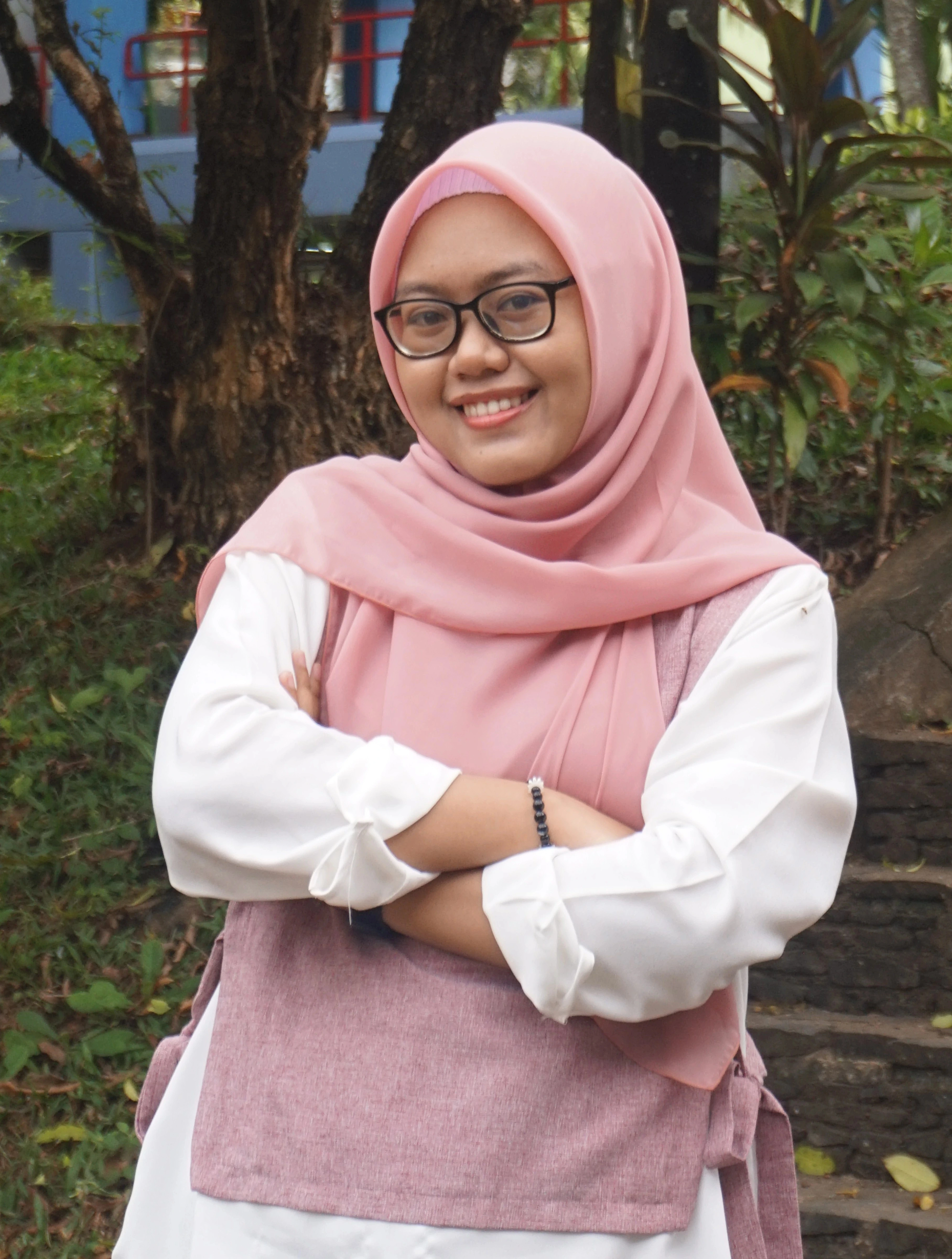 Miezela Fadhila Paradhiba, S.K.M 